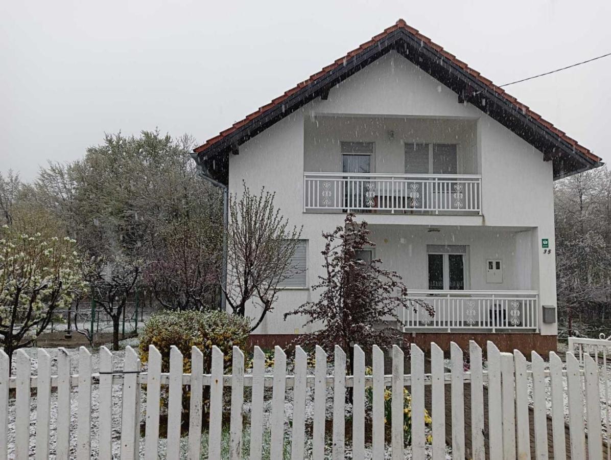 Plitvice Oaza Mira Villa Smoljanac Eksteriør bilde